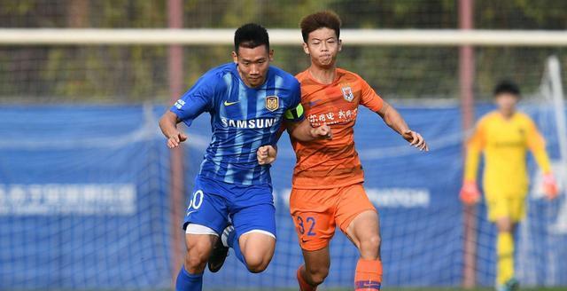 山东鲁能挑战江苏苏宁，备战备受期待